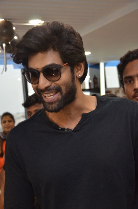 South Indian actor Rana Daggubati Launches Toni & Guy Salon at Road No 12, Banjara Hills. Rana Daggubati,actor Rana Daggubati,Toni & Guy Salon,Rana Daggubati launches Toni & Guy salon,Rana Daggubati pics,Rana Daggubati images,Rana Daggubati stills,Rana Daggubati pictures,Rana Daggubati photos