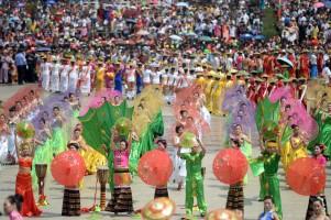 Water Splashing Festival in China,China Yunnan Dehon Water Sprinkling Festival,China Yunnan Dehon Water Sprinkling Festival celebrations