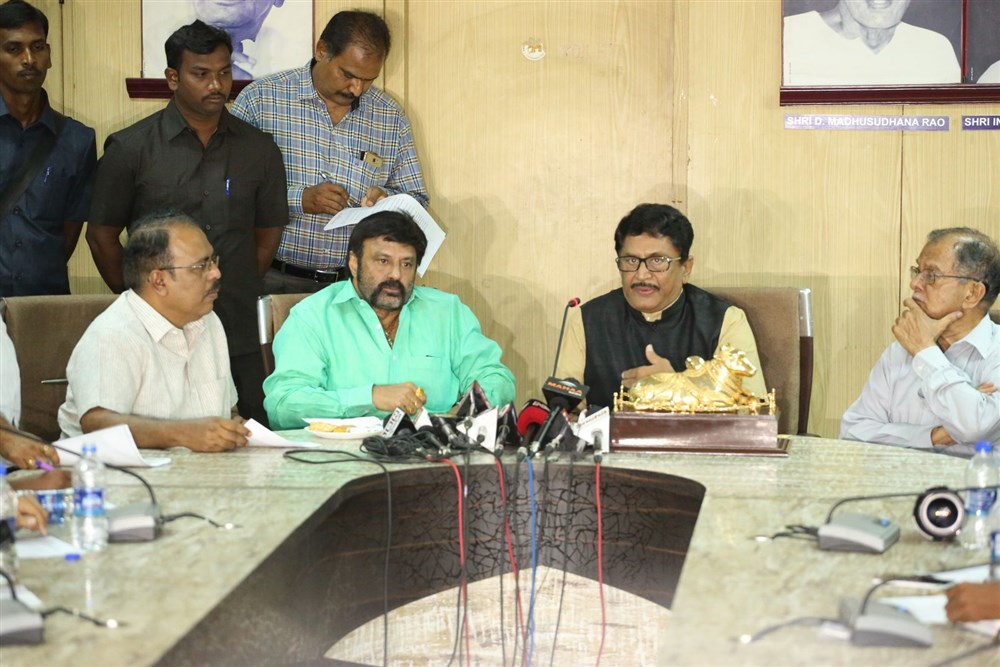 Nandamuri Balakrishna, Murali Mohan at BN Reddy Nagireddy Chakrapani ...