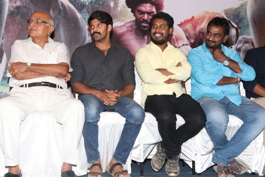 Tamil movie Kadamban press meet event held at Chennai. Celebs like Arya, RB Choudary, Raghava, Jithan Ramesh and others graced the event. Arya,RB Choudary,Raghava,Jithan Ramesh,Kadamban press meet,Kadamban,Kadamban press meet pics,Kadamban press meet images,Kadamban press meet photos,Kadamban press meet stills,Kadamban press meet pictures