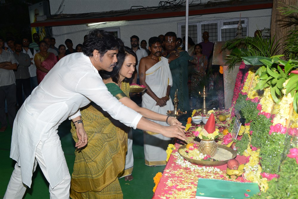 Akhil Akkineni, Vikram K Kumar, Nagarjuna Film Opening held at Hyderabad. Amala, Naga Chaitanya, K Raghavendra Rao and others graced the event. Akhil Akkineni,Vikram K Kumar,Nagarjuna,Amala,Naga Chaitanya,K Raghavendra Rao