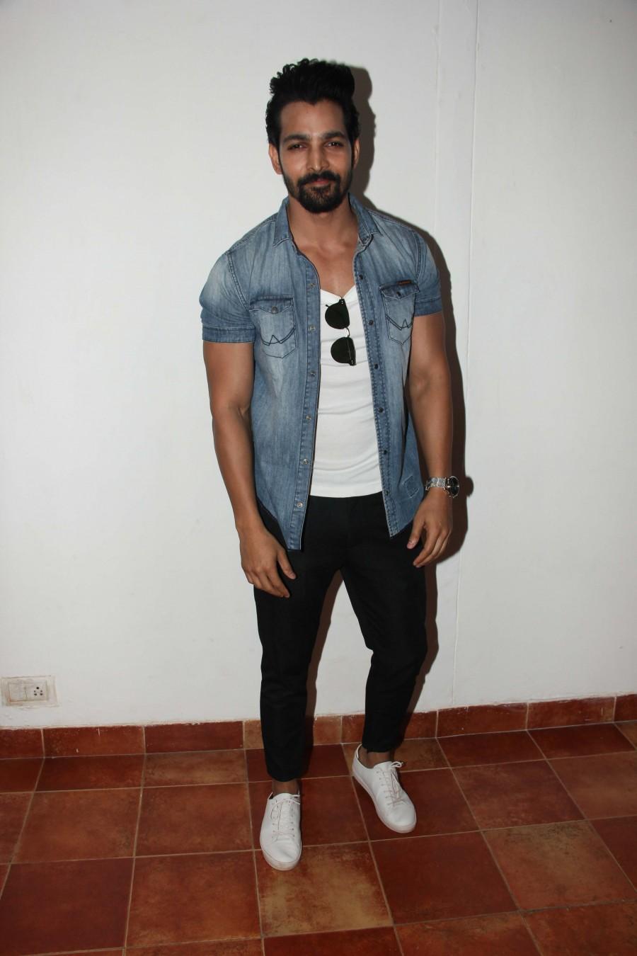 Bollywood actors Harshvardhan Rane and Adah Sharma during the launch of People for the Ethical Treatment of Animals (PETA) vegan fashion lookbook in Mumbai on April 4, 2017. Adah Sharma,Harshvardhan Rane,PETA,Launch of PETA vegan fashion lookbook,Adah Sharma and Harshvardhan Rane,vegan fashion lookbook
