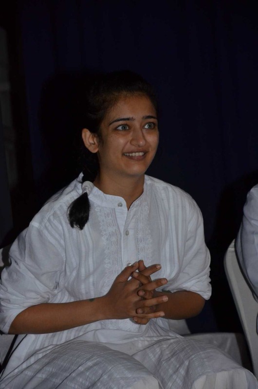 South Indian actress Akshara Hassan at Chandra Haasan Memorial Meet. Akshara Hassan,Akshara Hassan at Chandra Haasan Memorial Meet,actress Akshara Hassan,Akshara Hassan pics,Akshara Hassan images,Akshara Hassan phoots,Akshara Hassan stills,Akshara Hassan pictures
