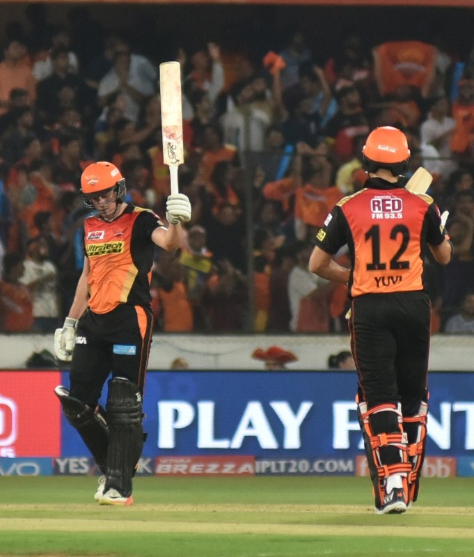 Dhawan, who has been out of the India selectors' radar for quite a part of the domestic season, unsettled the RCB bowlers with his 31-ball knock comprising five fours, including four from RCB skipper Shane Watson's first over. RCB had to wait until the 11th over to get their second wicket when Dhawan failed to clear the long-on boundary off Stuart Binny to be caught by Sachin Baby. Henriques, on the other hand, started with a flashy four and lost no time to settle down. The Aussie all-rounder helped SRH continue the momentum even after the fall of Dhawan and together with Yuvraj blasted the bowlers all over the park. Yuvraj, who was dropped on 26 off Choudhary, took full advantage of the life, rushing to his fastest IPL half century in just 23 balls. IPL 2017,IPL,Sunrisers Hyderabad beat Royal Challengers Bangalore,Sunrisers Hyderabad,Royal Challengers Bangalore,RCB,Shikhar Dhawan,Yuvraj Singh
