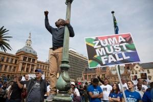 South Africans protest,South African,President Zuma,Johannesburg,Jacob Zuma,cabinet reshuffle