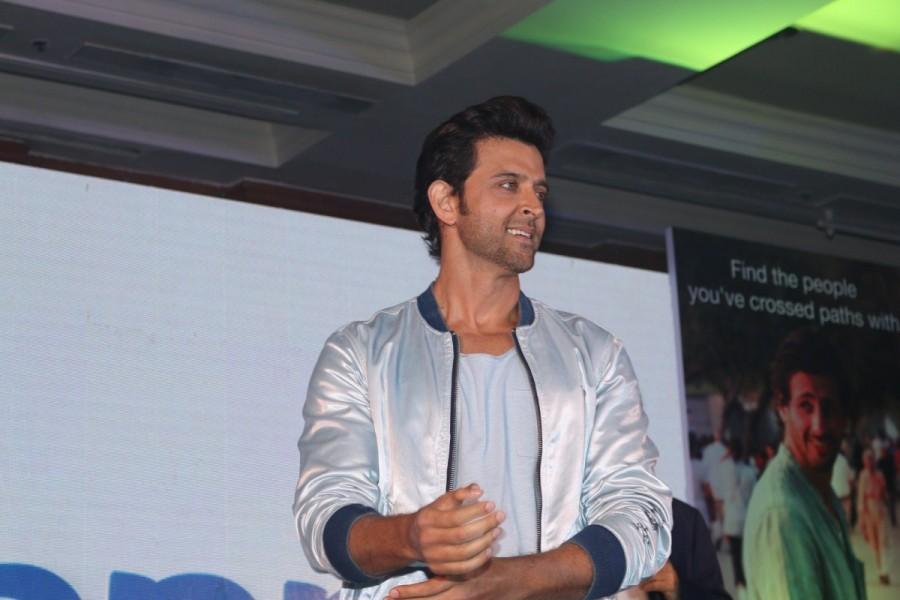 Dressed in white and grey, Hrithik looked dashing and said he was excited to be a part of the app that connects people. Happn,Happn app,Hrithik Roshan,actor Hrithik Roshan,Hrithik Roshan becomes brand ambassador,Hrithik Roshan app,Hrithik Roshan pics,Hrithik Roshan images,Hrithik Roshan stills,Hrithik Roshan pictures,Hrithik Roshan photos