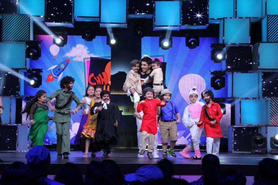 To be a part of this laughter riot, don’t miss watching Chhote Miyan Dhaakad every Saturday and Sunday at 6pm only on COLORS! Sidharth Malhotra,actor Sidharth Malhotra,Chhote Miyan Dhaakad contestants,Chhote Miyan Dhaakad,Chhote MIyan Dhaakad