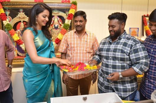 South Indian actress Rakul Preet Singh launches SouthIndia Shopping Mall at Parklane in Secunderabad on April 7, 2017.