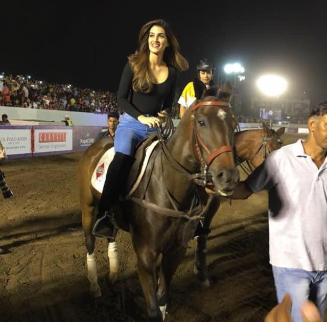 On the film front, the actress is gearing up for two releases this year with Raabta and Bareilly ki Barfi. Kriti Sanon,actress Kriti Sanon,Kriti Sanon IPL debut performance,Kriti Sanon dance performance,Kriti Sanon performance,Kriti Sanon pics,Kriti Sanon images,Kriti Sanon stills,Kriti Sanon pictures