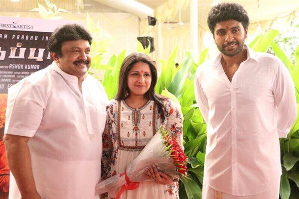 Tamil movie Neruppu Da Movie audio launch event held at Chennai. Celebs like Rajinikanth, Dhanush, Vishal, Prabhu, Vikram Prabhu, Nikki Galrani, Raghava Lawrence, Sangeetha, Suhasini Manirathnam, Sivakarthikeyan, Sangeetha Vijay, B. Ashok Kumar, Kalaipuli S Thanu, Vijay Milton, Ramkumar, Vivek, Amal Sufiya, Dharani, Vikraman, Dulquer Salmaan, Cheran, Suresh Kamatchi, Archana Kalpathi and others graced the event. Rajinikanth,Dhanush,Vishal,Prabhu,Vikram Prabhu,Nikki Galrani,Raghava Lawrence,Sangeetha,Suhasini Manirathnam,Sivakarthikeyan,Sangeetha Vijay,Neruppu Da audio launch,Neruppu Da,Neruppu Da audio launch pics,Neruppu Da audio launch images,Neruppu Da audio l