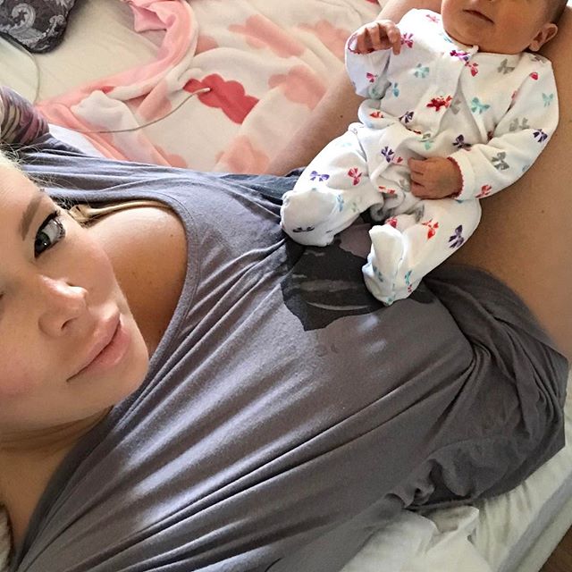 Jenna Jameson shares pictures of her newborn girl. Jenna Jameson,Jenna Jameson baby,Porn star Jenna Jameson,Jenna Jameson baby pics,Jenna Jameson pics,Jenna Jameson images,Jenna Jameson photos,Jenna Jameson stills,Jenna Jameson pictures