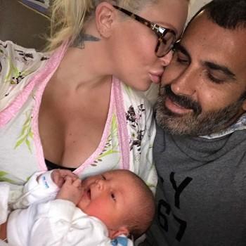 Jenna Jameson shares pictures of her newborn girl.