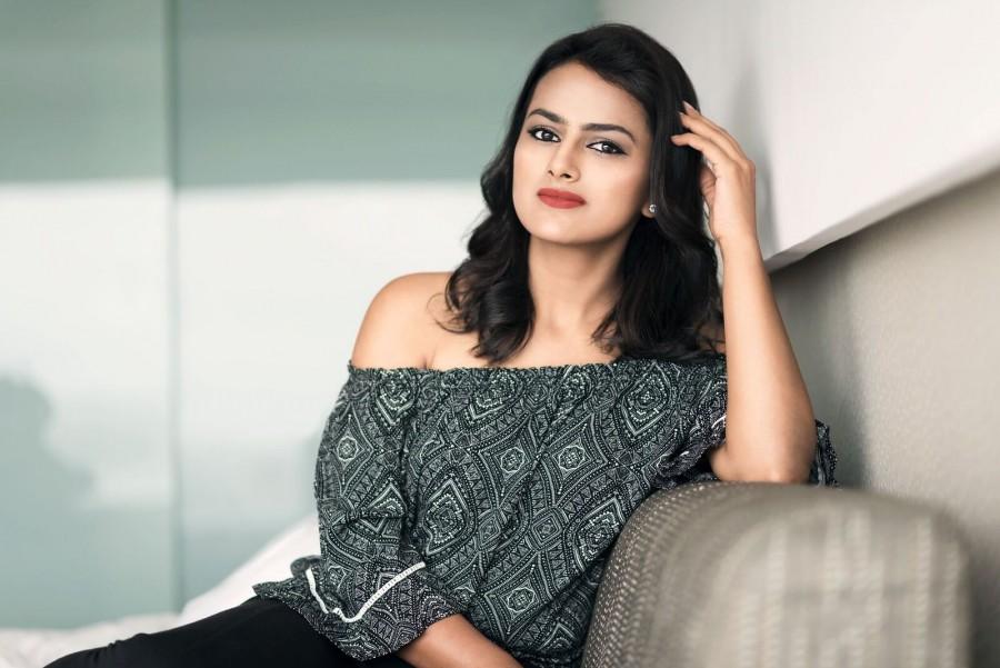 Check out the latest photos of South Indian actress Shraddha Srinath. Shraddha Srinath,actress Shraddha Srinath,Shraddha Srinath pics,Shraddha Srinath images,Shraddha Srinath stills,Shraddha Srinath pictures,Shraddha Srinath photos,Shraddha Srinath hot pics,Shraddha Srinath hot images,Shraddha Srinath hot stills,Shraddha Sr