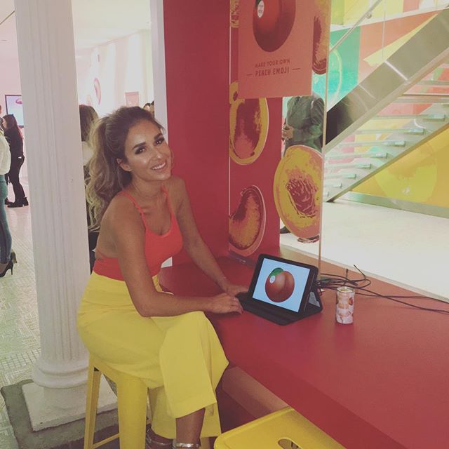 Check out latest Instagram pictures of Hollywood singer Jessie James Decker. Jessie James Decker,singer Jessie James Decker,Jessie James Decker hot pics,Jessie James Decker hot images,Jessie James Decker hot photos,Jessie James Decker hot stills,Jessie James Decker hot pictures