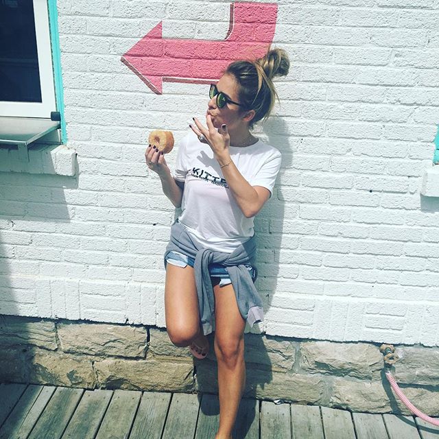Check out latest Instagram pictures of Hollywood singer Jessie James Decker. Jessie James Decker,singer Jessie James Decker,Jessie James Decker hot pics,Jessie James Decker hot images,Jessie James Decker hot photos,Jessie James Decker hot stills,Jessie James Decker hot pictures
