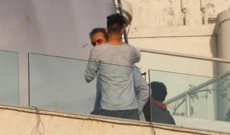 Ranbir was last seen in the movie "Ae Dil Hai Mushkil", a romantic drama written and directed by Karan Johar. Ranbir Kapoor,Ranbir Kapoor as Sanjay Dutt,Sanjay Dutt biopic,Actor Ranbir Kapoor,Ranbir Kapoor new look,Ranbir Kapoor look,Ranbir Kapoor new pics,Ranbir Kapoor new images,Ranbir Kapoor new photos,Ranbir Kapoor new stills,Ranbir Kapoor new pictures