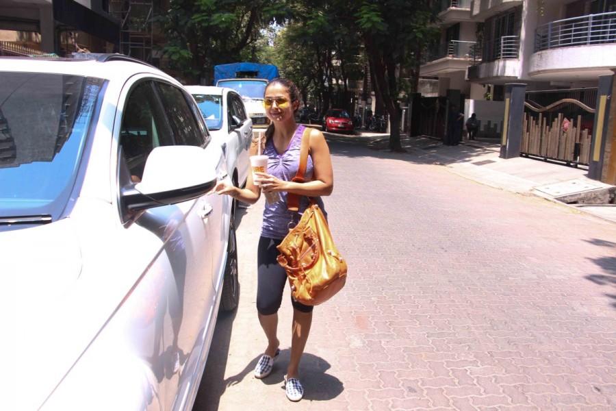 Bollywood actress Malaika Arora Khan and Amrita Arora spotted after workout session. Malaika Arora Khan and Amrita Arora,Malaika Arora Khan,Amrita Arora,Malaika Arora Khan spotted after workout session,Amrita Arora spotted after workout session