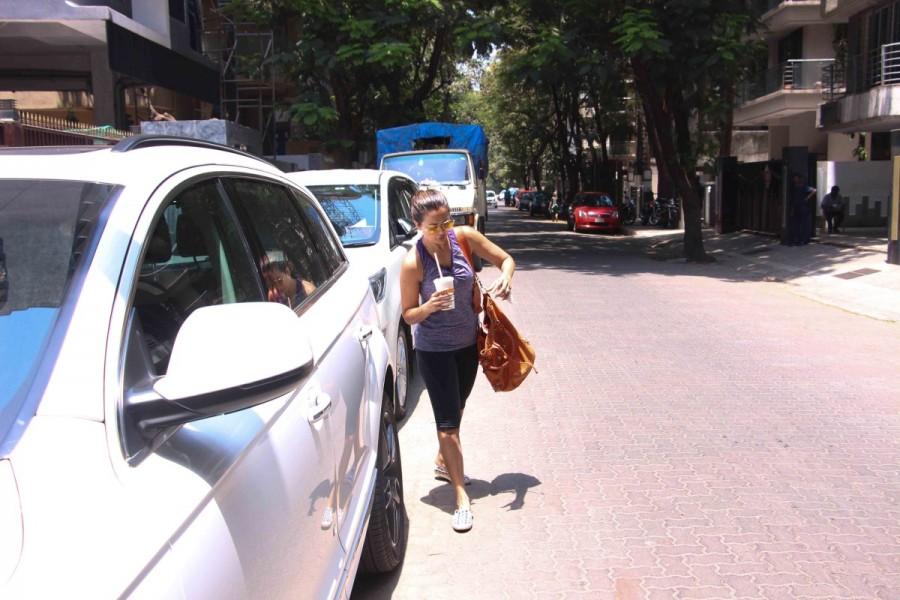 Bollywood actress Malaika Arora Khan and Amrita Arora spotted after workout session. Malaika Arora Khan and Amrita Arora,Malaika Arora Khan,Amrita Arora,Malaika Arora Khan spotted after workout session,Amrita Arora spotted after workout session