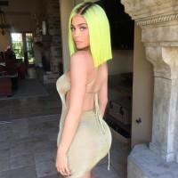 Kylie Jenner,Kylie Jenner hair,Kylie Jenner yellow neon hair,Kylie Jenner yellow hair,Kylie Jenner hair style,Kylie Jenner hot pics,Kylie Jenner instagram photos,Kylie Jenner instagram,Kylie Jenner hot images,Kylie Jenner hot stills,Kylie Jenner hot pictu