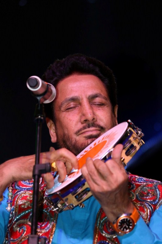 Punjabi singer Gurdas Maan during the celebration of Baisakhi festival in Mumbai on April 14, 2017. Baisakhi festival,Celebration of Baisakhi festival,Baisakhi festival celebration,Baisakhi celebration,Punjabi singer Gurdas Maan,Gurdas Maan