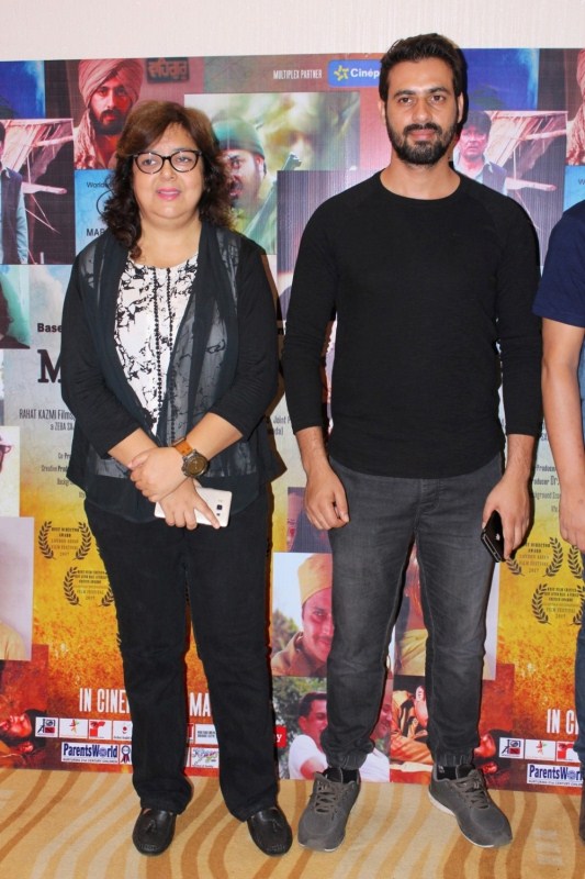 Star cast during the trailer launch of film Mantostaan in Mumbai on April 14, 2017. Mantostaan,Mantostaan trailer launch,Mantostaan trailer,Mantostaan trailer launch pics,Mantostaan trailer launch images,Mantostaan trailer launch stills,Mantostaan trailer launch pictures,Mantostaan trailer launch phoots