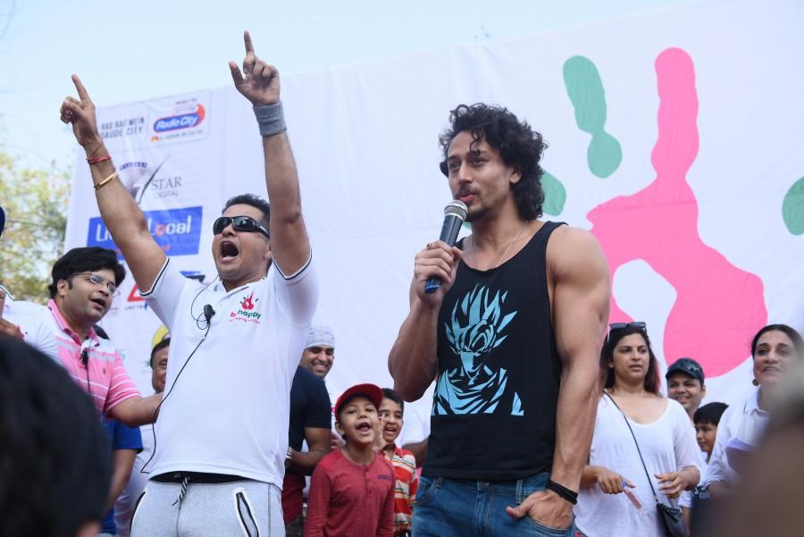 Like the proverbial snowball that grows and grows as it rolls along, "Lokhandwala Street Festival" in a couple of weeks has gained immense popularity, drawing large crowds, and spreading the mantra of fit and healthy living. The event saw the presence of Tiger Shroff, Remo D souza &Harman baweja Tiger Shroff,Remo D'Souza,Lokhandwala Street Festival,Lokhandwala Street Festival pics,Lokhandwala Street Festival images,Lokhandwala Street Festival stills,Lokhandwala Street Festival pictures,Lokhandwala Street Festival photos