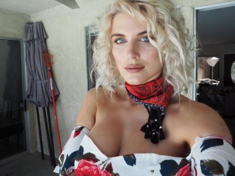 Ashley James looks stunning at Coachella 2017.