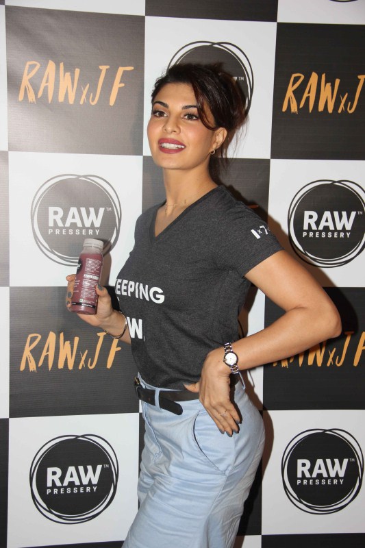 Anuj Rakyan, Raw Pressery and Bollywood actor Jacqueline Fernandez during the launch of Raw Pressery juice brand in Mumbai. Anuj Rakyan,Jacqueline Fernandez,Raw Pressery juice brand,Raw Pressery juice,Raw Pressery juice brand launch,Jacqueline Fernandez pics,Jacqueline Fernandez images,Jacqueline Fernandez stills,Jacqueline Fernandez pictures,Jacqueline Fernandez photos