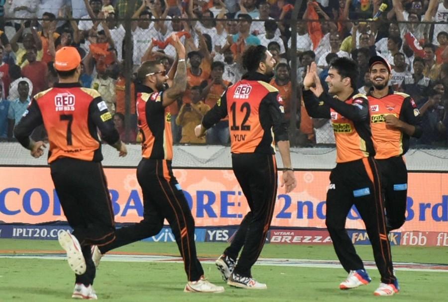 However, Bhuvneshawar wouldn't have got the opportunity to shine had it not been for his captain Warner (70 not out; 54b; 7x4, 2x6) as the others struggled on a slow wicket. Warner shared a crucial 60-wicket stand for the fourth wicket with Naman Ojha (34 off 20 deliveries. At the start, medium pacers Mohit Sharma (2/25), Ishant Sharma (0/23) and Sandeep Sharma (1/35) bowled with tight line and length, giving no chance to Hyderabad openers Shikhar Dhawan and Warner to free their arms. With the frustration of not making the most of the Powerplay overs growing, Dhawan edged a high bouncer from medium pacer Mohit Sharma and wicket-keeper Wriddhiman Saha took a comfortable catch on the final ball of the fifth over, with Hyderabad at 25/1.New batsman in, Moises Henriques too struggled on a slow track as he played 15 deliveries, scoring nine runs before being stumped by Saha off a delivery from left-arm spinner Axar Patel, leaving Hyderabad at 50/2 in 9.2 overs. Axar dealt another blow in his next delivery by forcing an edge of Yuvraj Singh (0) to Saha. David Warner,Bhuvneshwar Kumar,Sunrisers Hyderabad,Kings XI Punjab,Hyderabad pip Punjab by 5 runs,Indian Premier League,Indian Premier League 2017,IPL,IPL 2017