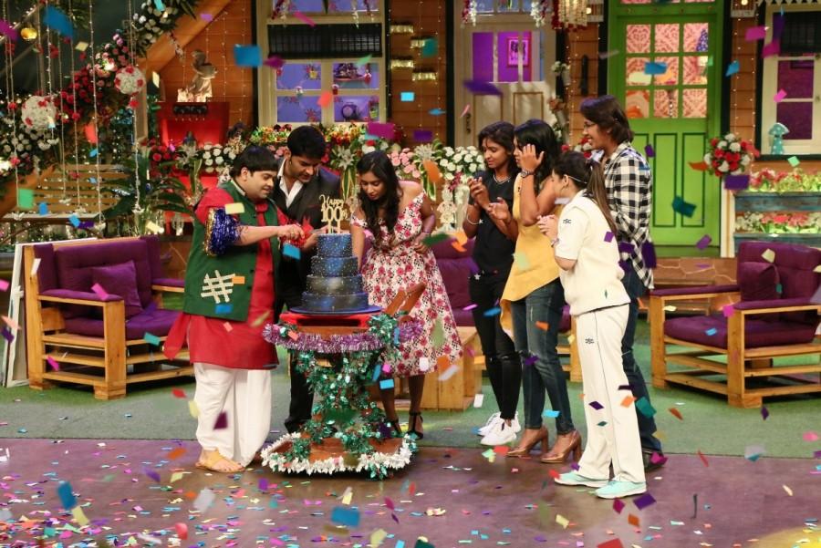 The Kapil Sharma Show celebrates 100-episode completion. The Kapil Sharma,The Kapil Sharma Show,The Kapil Sharma Show 100-episode,The Kapil Sharma Show celebrates 100-episode,Indian television,Kapil Sharma,Kapil Sharma Show,Mithali Raj,Harmanpreet Kaur,Veda Krishnamurthy