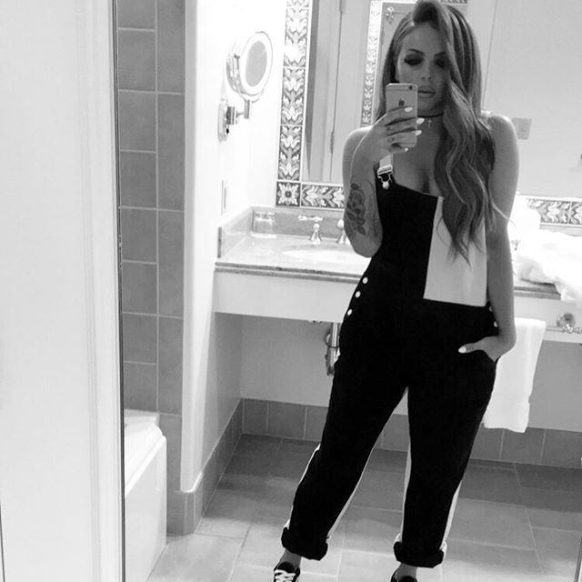 Little Mix's Jesy Nelson flaunts her extreme cleavage. Little Mix's Jesy Nelson,Little Mix,Jesy Nelson,Jesy Nelson cleavage,Jesy Nelson cleavage pics,Jesy Nelson cleavage images,Jesy Nelson cleavage stills,Jesy Nelson cleavage pictures,Jesy Nelson hot pics,Jesy Nelson hot images,Jesy Nelson hot stills,Je