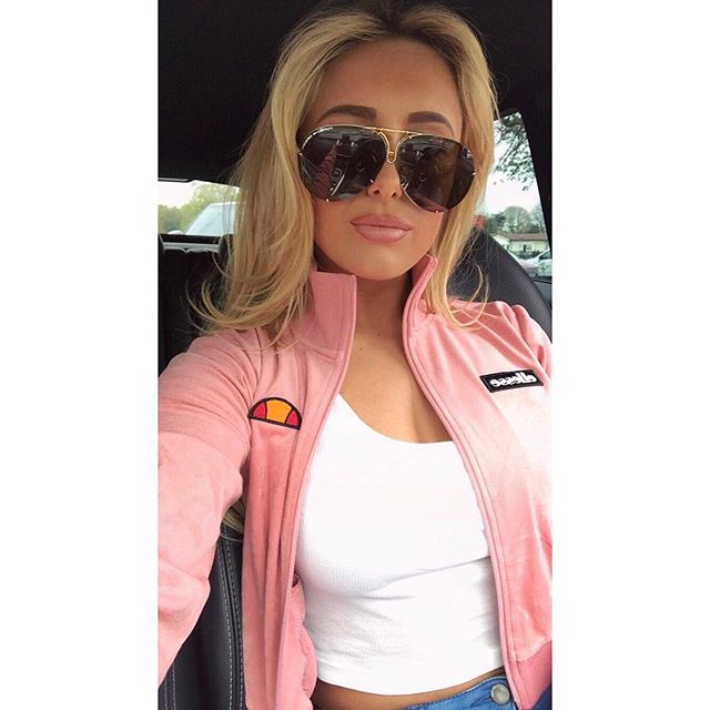 Amber Turner lets her curls do the talking in her new Instagram post. Amber Turner,Amber Turner curls,Amber Turner curler hairs,Amber Turner hairs,Amber Turner hot pics,Amber Turner hot images,Amber Turner hot stills,Amber Turner hot photos,Amber Turner hot pictures,Amber Turner bikini,Amber Turner bikini pics,Amber Turner
