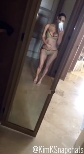 Kim Kardashian busts out,Kim Kardashian skimpy bikini,Kim Kardashian hot pics,Kim Kardashian hot images,Kim Kardashian hot stills,Kim Kardashian hot photos,Kim Kardashian hot pictures,Kim Kardashian bikini,Kim Kardashian bikini pics,Kim Kardashian bikini