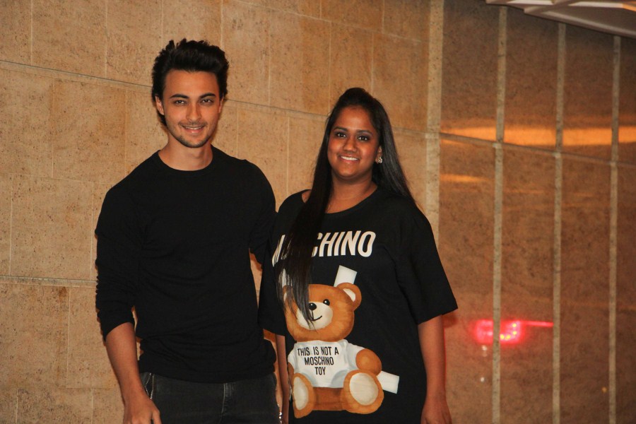 Bollywood Actress Priyanka Chopra hosts bash up for B-Town friends after return from USA in her Residence in Mumbai on April 24, 2017. Celebs like Arpita Khan Sharma with her husband Aayush Sharma, Aditya Roy Kapur, Arjun Kapoor, Karan Johar, Sidharth Malhotra, Alia Bhatt, Sonali Bendre among others. Priyanka Chopra,Arpita Khan Sharma,Aayush Sharma,Aditya Roy Kapur,Arjun Kapoor,Karan Johar,Sidharth Malhotra,Alia Bhatt,Sonali Bendre