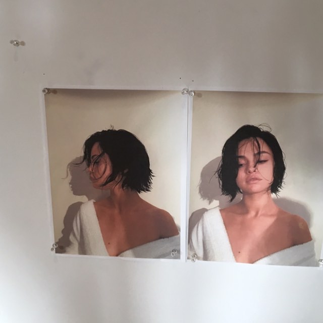 Selena Gomez sports new hair style on Instagram. Selena Gomez,Selena Gomez new hair style,Selena Gomez hair style,Selena Gomez short hair style,Selena Gomez short hair,Selena Gomez hot pics,Selena Gomez hot images,Selena Gomez hot stills,Selena Gomez hot photos,Selena Gomez hot pictures,Selena Gomez bik