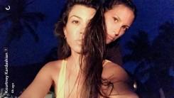 Kim Kardashian and Kourtney Kardashian party in Mexico.