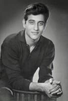 Vinod Khanna passes away,Vinod Khanna dead,Vinod Khanna no more,Vinod Khanna,actor Vinod Khanna,Vinod Khanna rare pics,Vinod Khanna rare images,Vinod Khanna rare stills,Vinod Khanna rare pictures,Vinod Khanna rare phoots