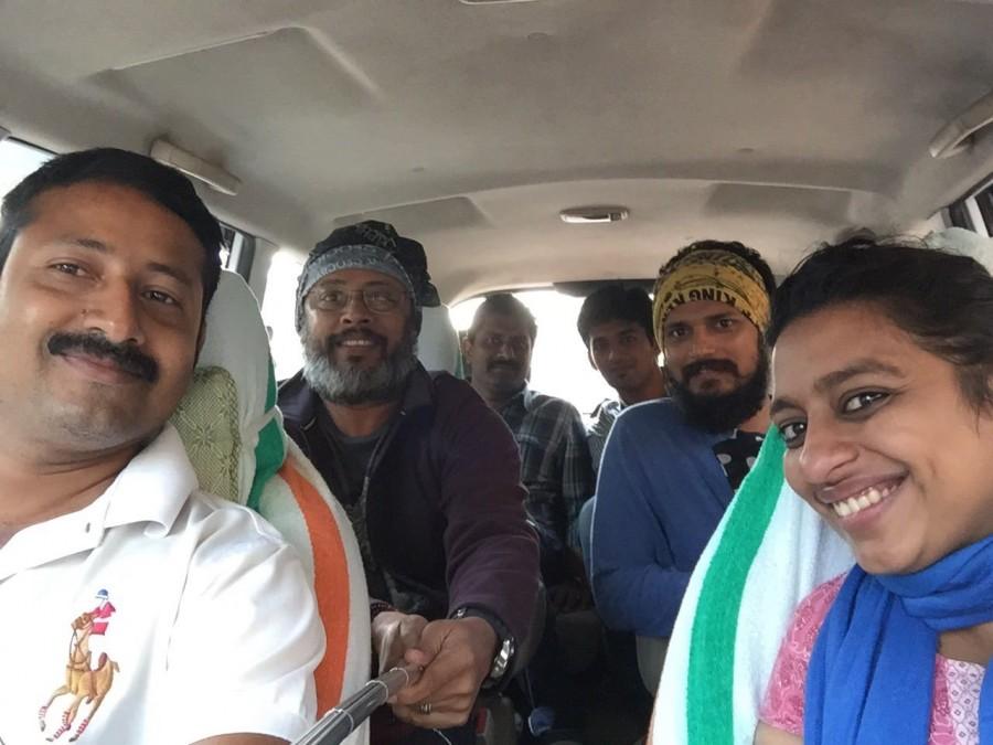 Lal Jose and others during the shooting of 'Nee-Na' Neena,lal jose,nee-na,lal jose film