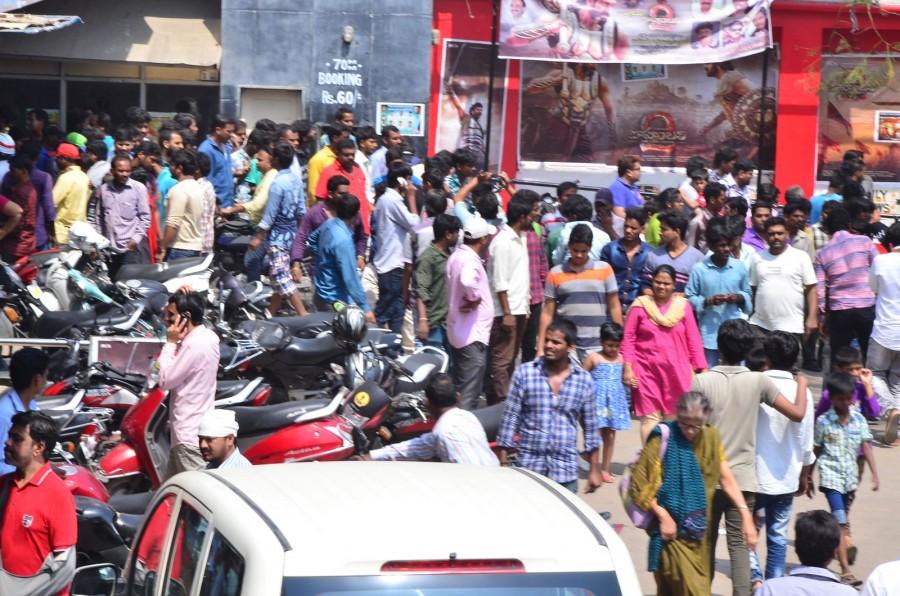 Prabhas,Baahubali 2 Hungama,Baahubali 2,Baahubali 2 craze,Baahubali 2 Hungama at RTC X