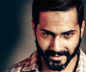 Varun Dhawan in Badlapur: Actor Varun Dhawan is known to do a variety of films -- from romantic comedies and drama to playing a humorous policeman in Dishoom. Who would have thought that he would ever play a grey character? This Bollywood heartthrob was seen in altogether different role sporting a rugged look in the film Badlapur playing the character with shades of grey. Bollywood celebrities goes good to bad on screen,Riteish Deshmukh,Purab Kohli,Varun Dhawan,Vicky Kaushal,Hrithik Roshan,Shraddha Kapoor
