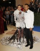 2017 Met Gala,Celebrity Couples at the 2017 Met Gala,Couples at the 2017 Met Gala,Claire Danes and actor Hugh Dancy,Gisele Bundchen and husband,New England Patriots NFL quarterback Tom Brady,Jennifer Lopez and Alex Rodriguez,John Legend and Chrissy Teigen