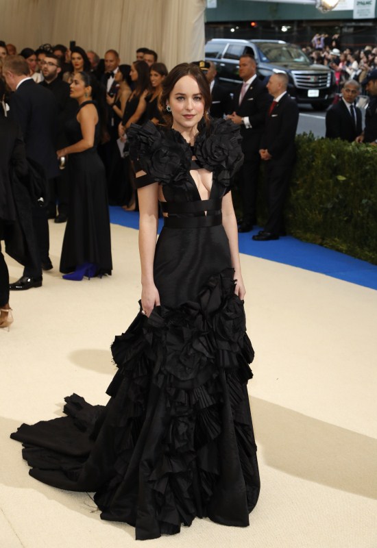Dakota Johnson Rihanna,Gigi Hadid,Dakota Johnson,Cara Delevingne,Mandy Moore,Thandie Newton,Wiz Khalifa,Met Gala 2017 Worst dressed,met gala 2017 worst dressed celebs,Worst dressed at Met Gala 2017,Met Gala,Met Gala 2017,worst celebs at Met Gala 2017