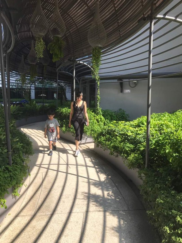 Bollywood's power couple, Bhushan Kumar & Divya Khosla Kumar spotted holidaying in Bangkok. Bhushan Kumar & Divya Khosla Kumar,Bhushan Kumar,Divya Khosla Kumar