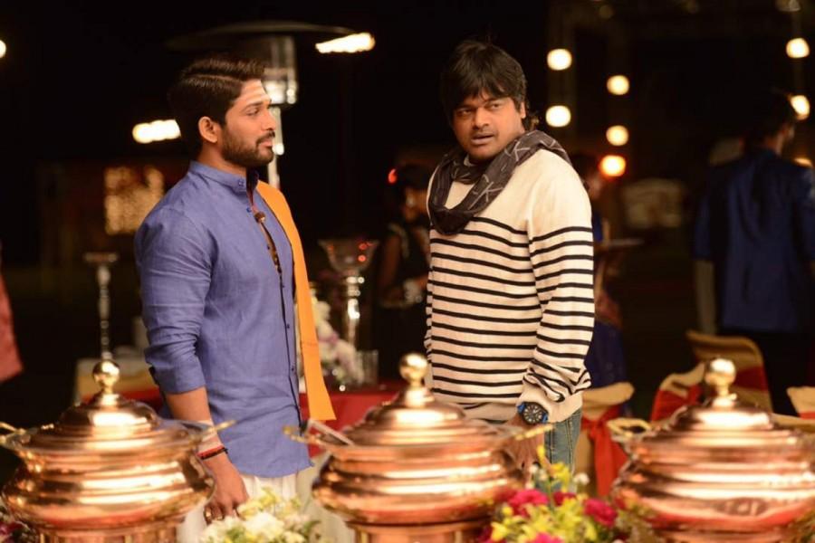 Stylish Star Allu Arjun & Harish Shankar's 'Duvvada Jagannadham' working stills. Stylish Star Allu Arjun,Allu Arjun,Harish Shankar,Duvvada Jagannadham,Duvvada Jagannadham working stills,Duvvada Jagannadham working pics,Duvvada Jagannadham working images,Duvvada Jagannadham working photos