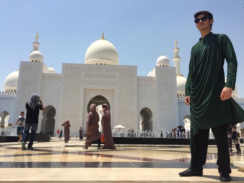 Rohan Mehra's Instagram post is nothing less than a lavish Hindi film where the protagonists are high on life in the exotic locations of Abu Dhabi. Rohan Mehra,Rohan Mehra Dubai trip,Rohan Mehra Dubai pics,Rohan Mehra Dubai images,Rohan Mehra Dubai stills,Rohan Mehra Dubai pictures,Rohan Mehra Dubai photos