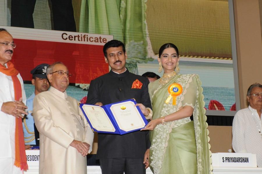 Sonama Kapoor's Neerja won the Best Hindi Film Award at 64th National Film Awards. National Film Awards 2017,National Film Awards,K Viswanath,Mohanlal,Akshay Kumar,Sonam Kapoor,Mohanlal,Pranab Mukherjee,President Pranab Mukherjee