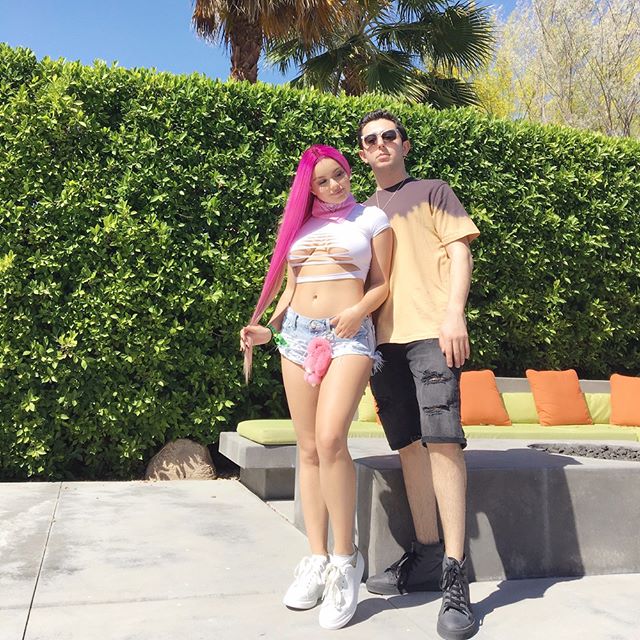 Ariel Winter flaunts her Pink Hair and Bikini Body. Ariel Winter flaunts her Pink Hair,Ariel Winter Pink Hair,Ariel Winter Bikini Body,Ariel Winter Bikini Body pics,Ariel Winter Bikini Body images,Ariel Winter hot pics,Ariel Winter hot images,Ariel Winter hot stills,Ariel Winter hot photos,Ariel Winter hot