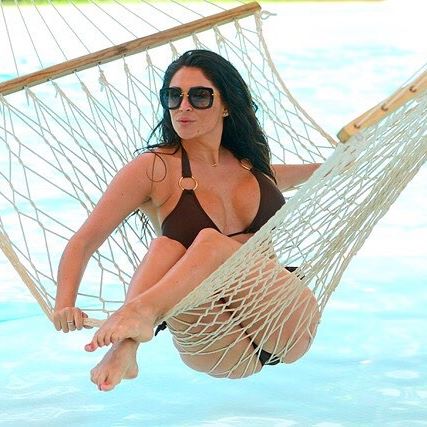 Casey Batchelor flaunts her ample assets in bikini. Casey Batchelor,Casey Batchelor flaunts her ample assets,Casey Batchelor ample assets,Casey Batchelor hot pics,Casey Batchelor hot images,Casey Batchelor hot stills,Casey Batchelor hot photos,Casey Batchelor hot pictures,Casey Batchelor bikini,Casey Batch