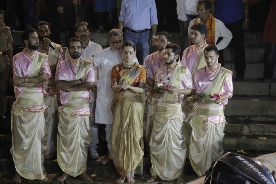 Talking about the preparation for the role of Rani Laxmi Bai, Kangana said: "The prep is restricted to the material like photographs and letters. I saw a lot of things here. I will be going to Jhansi and other places for research." Kangana Ranaut,Kangana Ranaut performs Ganga Aarti,.Ganga Aarti,Manikarnika,Varanasi,Manikarnika - The Queen Of Jhansi,Actress Kangana Ranaut,Bollywood Actress Kangana Ranaut
