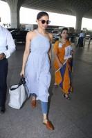 Deepika Padukone,Deepika Padukone spotted at Mumbai airport,Deepika Padukone at Mumbai airport,Deepika Padukone spotted at airport,Deepika Padukone at airport,Deepika Padukone hot pics,Deepika Padukone hot images,Deepika Padukone hot stills,Deepika Paduko
